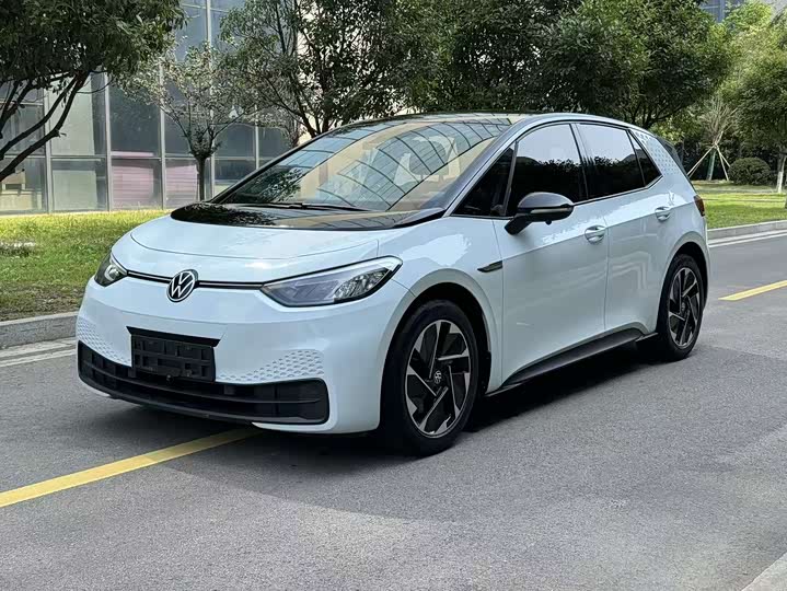 Volkswagen ID.3 2023 upgraded model pure smart version