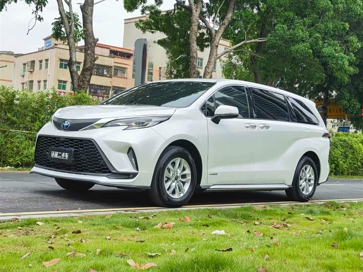 Grevia 2023 2.5L Hybrid Comfort Edition