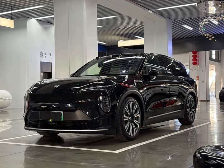 NIO ES8 2024 75kWh
