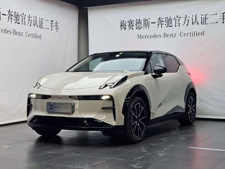 Jikrypton X 2025 four-seater rear exorcism cube version