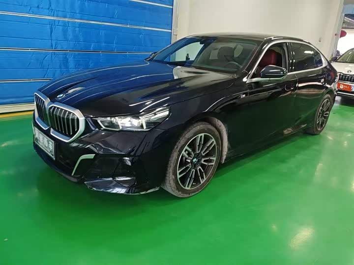 BMW 5 Series 2025 530Li xDrive M Sports Package