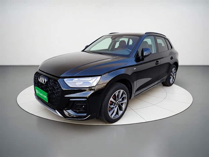 Audi Q5L 2022 40T luxury and dynamic model