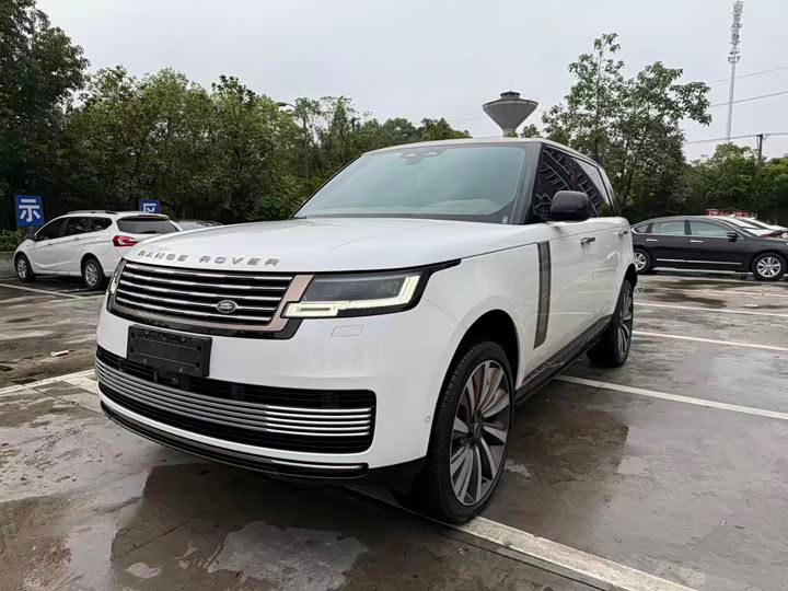 Range Rover 2024 3.0 L6 400PS SV Autobiography Long Wheelbase 4-Seater