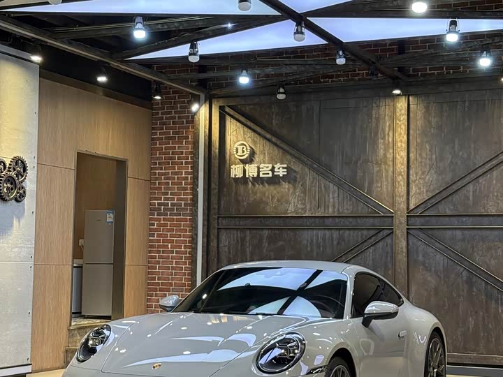 Porsche 911 2020 Carrera 3.0T