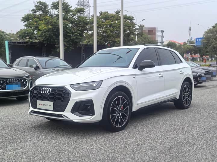 Audi Q5L 2024 45 TFSI luxury and dynamic model