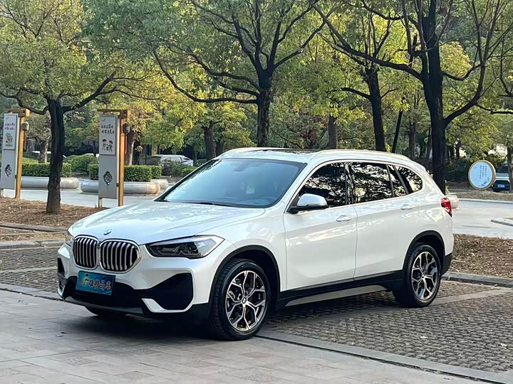 BMW X1 2022 sDrive25Li Leading Model