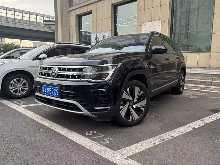 Touron 2024 530 V6 four-wheel drive Long Yao Edition