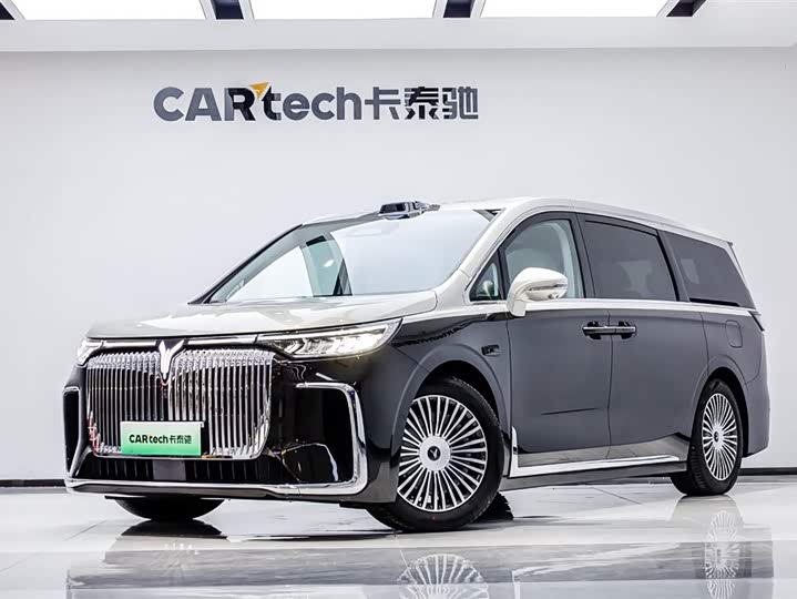 VOYAH Dream 2025 PHEV 4WD Flagship Qiankun Edition
