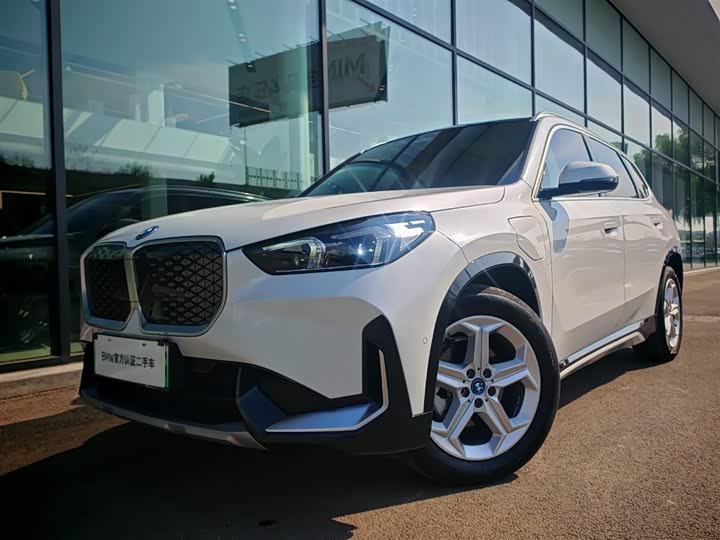 BMW iX1 2025 eDrive25L X Design Package