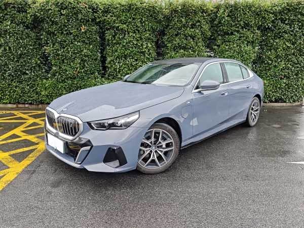 BMW i5 2024 eDrive 35L Exclusive M Sports Package