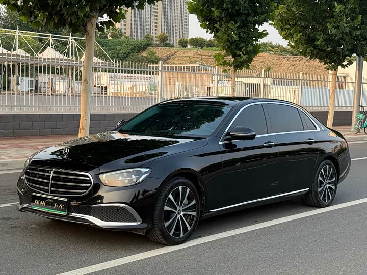 Mercedes-Benz E-Class New Energy 2022 E 350 e L plug-in hybrid sedan