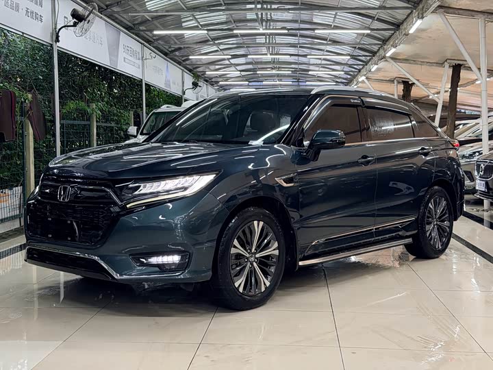 Honda UR-V 2020 370TURBO two-wheel drive premium version