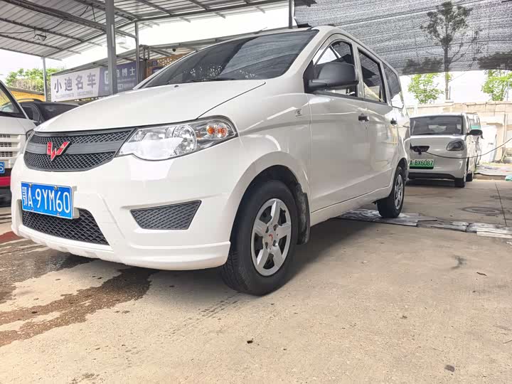 Wuling Hongguang 2020 1.2L S basic model National VI LSI