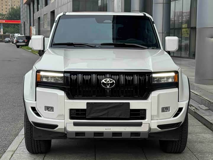 Prado 2024 2.4T all-round TX version 5 seats