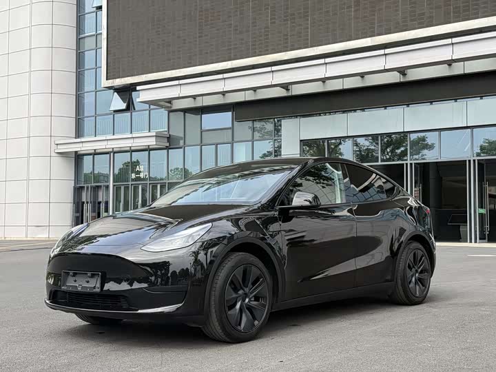 Model Y 2023 rear-wheel drive version