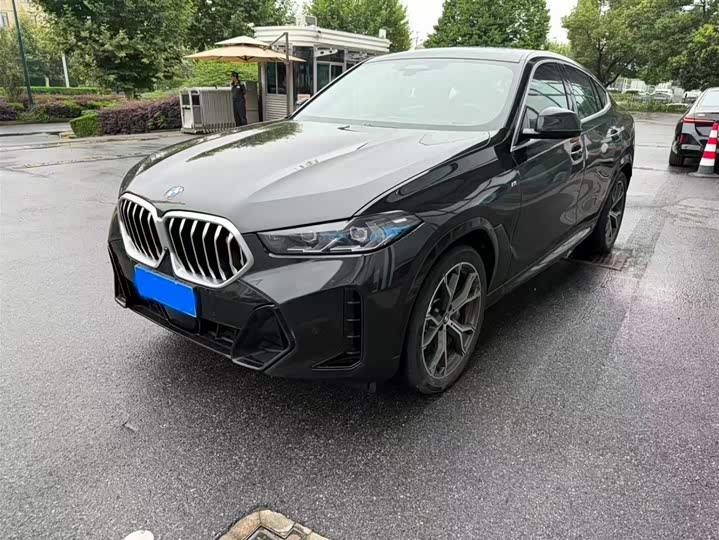 BMW X6 2023 xDrive40i Exclusive M Sports Package