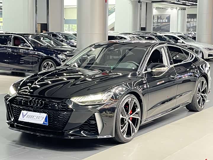 Audi A7 2021 40 TFSI luxury model