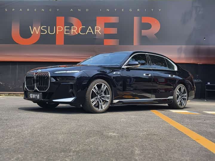 BMW i7 2023 xDrive60L M Sports Package
