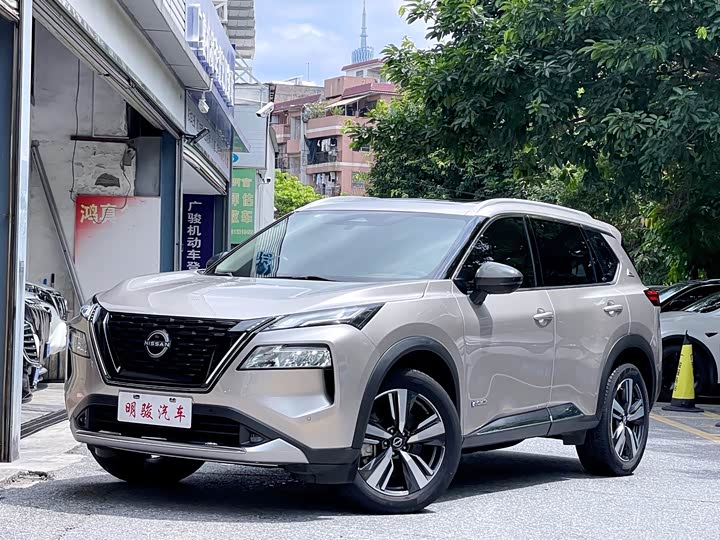 X-Trail 2023 e-POWER super-hybrid dual-motor four-wheel drive extreme version