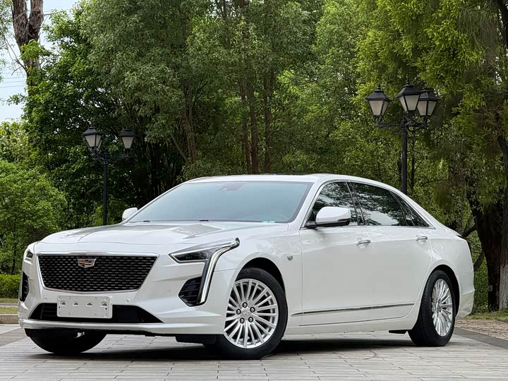 Cadillac CT6 2021 28T leading super cruise model