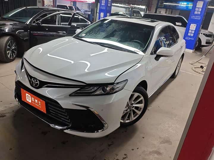 Camry 2023 2.0G Deluxe Edition