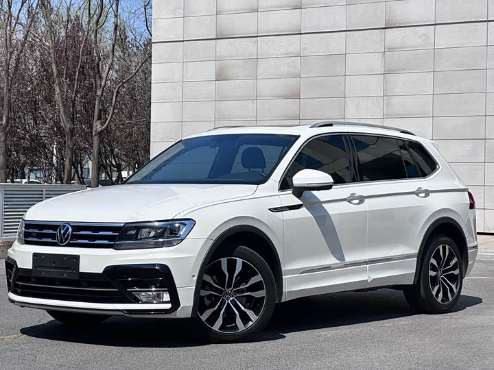 Tiguan L 2021 330TSI Automatic FWD R-Line Premium Edition