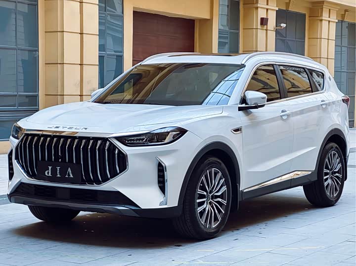 Jietu X70 PLUS 2023 model 1.5T DCT Brave PLUS 5 seats