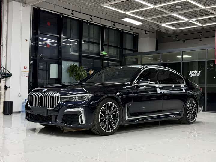 BMW 7 Series 2021 740Li Leading M Sports Package