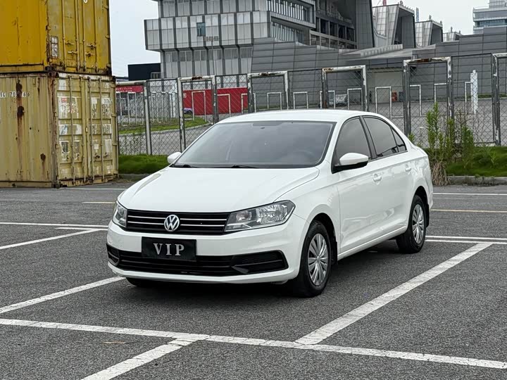 Santana 2019 1.5L automatic fashion version National VI