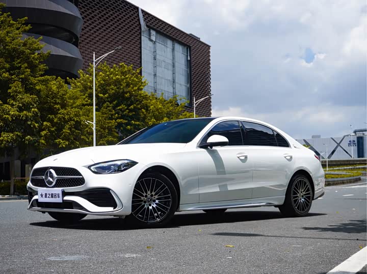 Mercedes-Benz C-Class 2023 facelift C 260 L sports version
