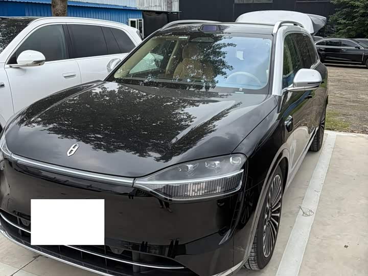 Wenjie M9 2025 extended range Ultra version 52kWh 6-seater version (192-line lidar)