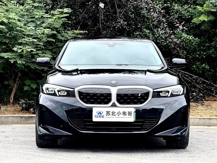BMW i3 2024 eDrive 35 L