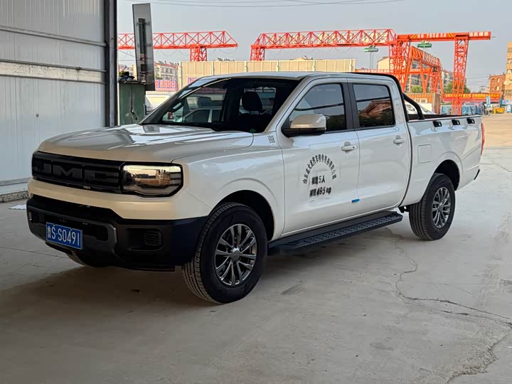Yuhu 2025 Long Wheelbase Flat-Bed Crew Cab Diesel AT 2WD