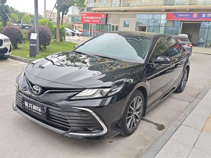 Camry 2021 2.5G Deluxe Edition
