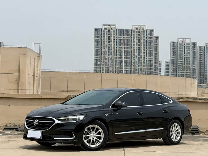 LaCrosse 2022 552T luxury model