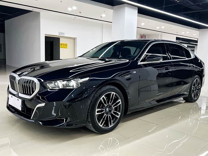 BMW 5 Series 2024 530Li Leading M Sports Package