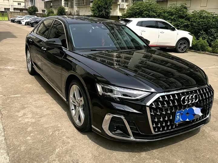 Audi A8 2023 A8L 50 TFSI quattro Premium Selection