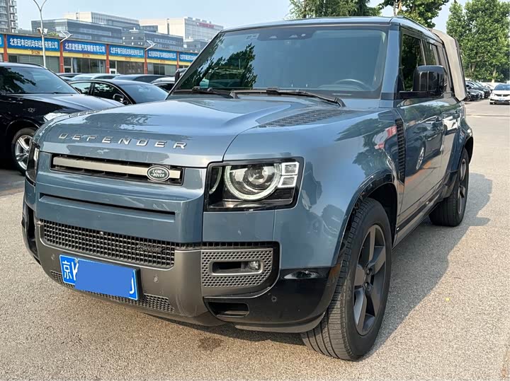 Land Rover Defender 2023 110 3.0T P400 X-Dynamic HSE