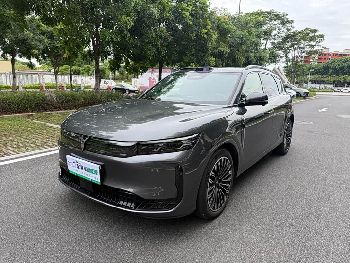 Lantu FREE 2025 FREE four-wheel drive Qiankun version