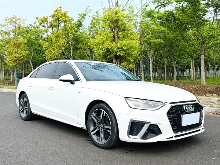 Audi A4L 2020 40 TFSI Fashionable and Dynamic