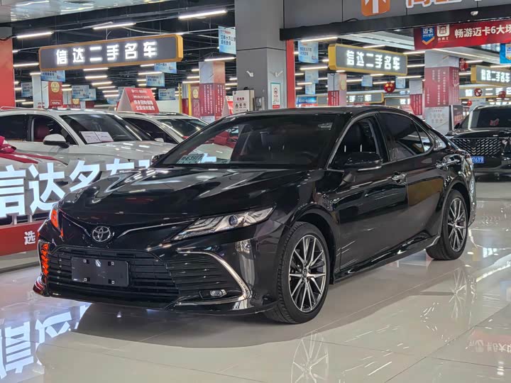 Camry 2021 2.5G Deluxe Edition