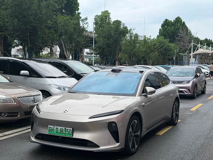 NIO ET5T 2024 model 75kWh Touring