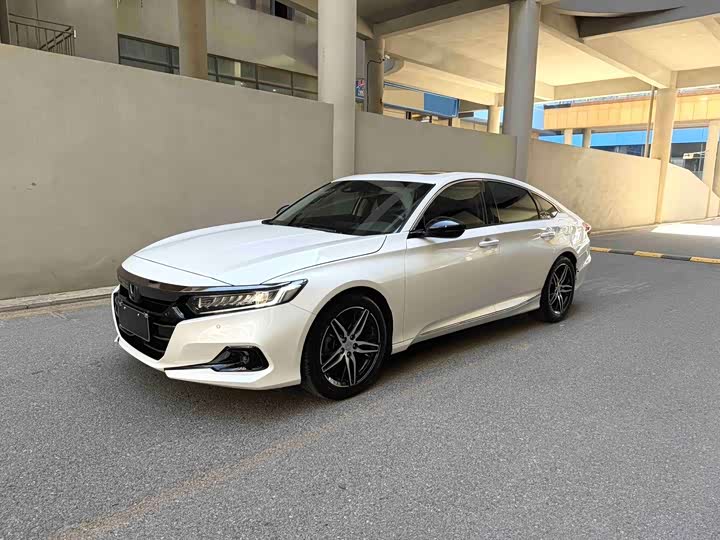 Accord 2022 260TURBO Magic Night Premium Edition
