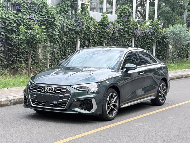 Audi A3 2021 A3L Limousine 35 TFSI aggressive and sporty