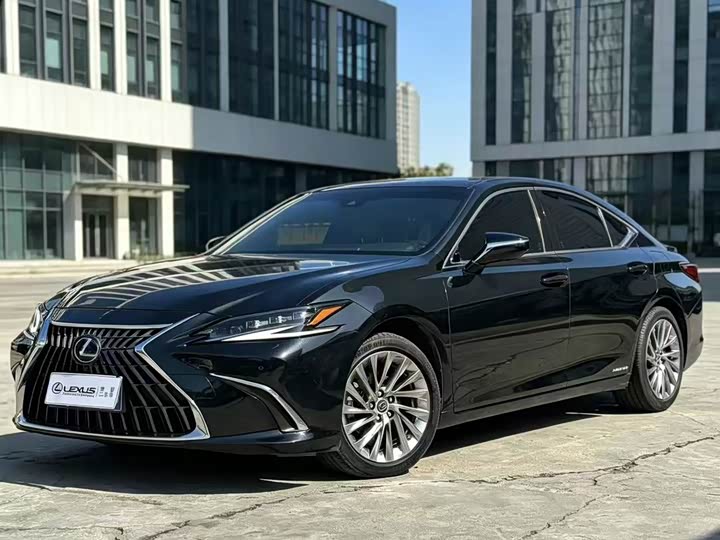 Lexus ES 2021 300h Executive Edition