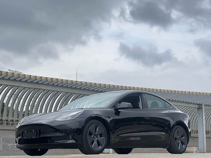 Model 3 2021 Standard Range Rear Drive Upgraded Version