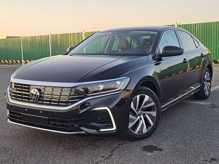 Passat Plug-in Hybrid 2022 430PHEV Hybrid Elite Edition