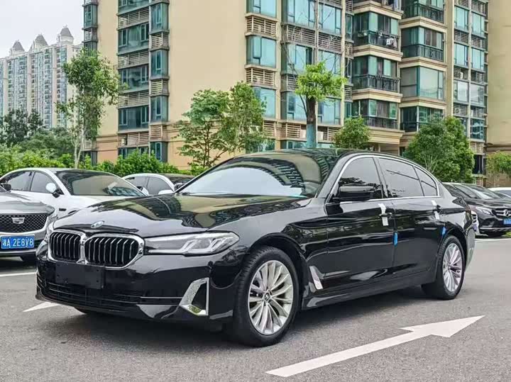 BMW 5 Series 2022 facelift 2 525Li luxury package