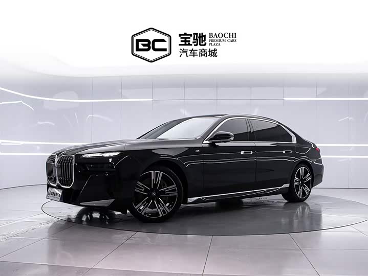 BMW 7 Series 2023 740Li M Sport Package