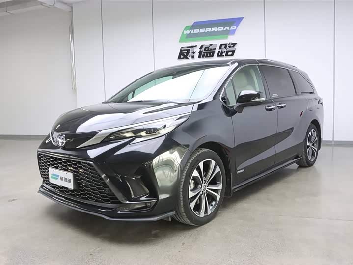 Grevia 2022 2.5L Hybrid Premium Edition